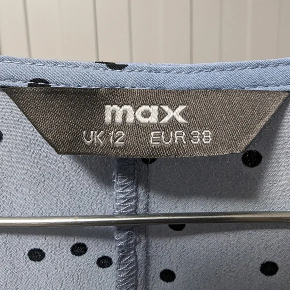 Blouse - Picture 7 of 7